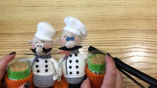 Повар вязаный крючком. Украшение для кухни.