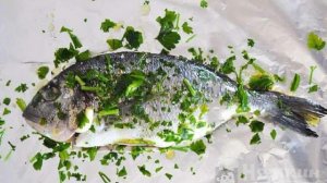 Лещ запеченный в фольге в духовке