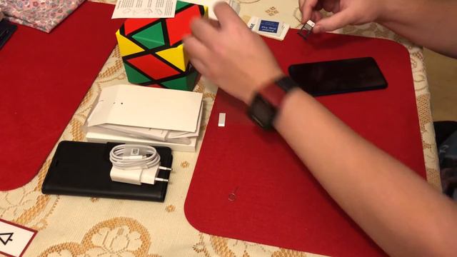 Honor 9X Lite / SIM Card and Memory Card (SIM -kortti ja Muistikortti) смотреть онлайн