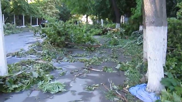 Одесса, последствие шторма (ул. Тенистая), 31.05.2013 смотреть онлайн