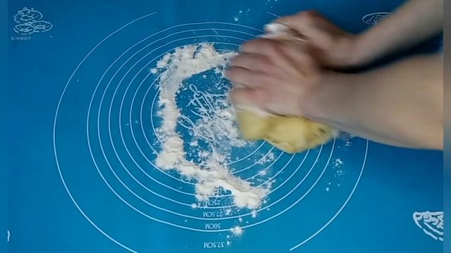 У вас залишився розсіл з огірків чи томатів? Печемо печиво на розсолі. смотреть онлайн