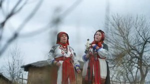 "ВЫЙДУ НОЧЬЮ В ПОЛЕ С КОНЁМ".  

Поёт вся страна! ❤️