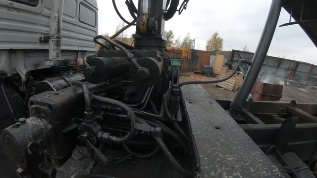 Бу КАМАЗ 53228 ломовоз металловоз с манипулятором ВЕЛМАШ ОМТ-97М и грейфером ГЛ-1,  купить в Москве