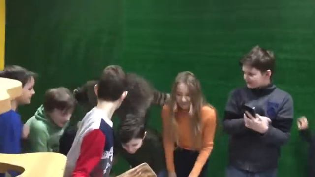 Карусель для енота смотреть онлайн