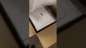 Unboxing Macy-Pan hyperbaric chamber