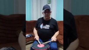 Пример тэппинга с двух рук. Макиевский С.А. - "Школа постановки рук барабанщика".