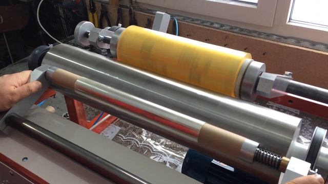 Перемотка пищевой ПВХ пленки. смотреть онлайн