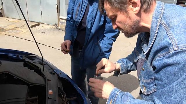 Победили жор масла димексидом и металлополимером или как избежать капиталки в Мазда 3 смотреть онлайн