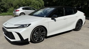 Китайская Toyota Camry 2024г, 2.0i - 170лс, цена 3.900.000 рублей.