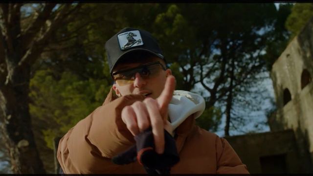 MANUXONE – PIRATI смотреть онлайн