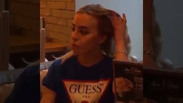 Иногда надо прислушиваться к близким , а не доверять кому попало. смотреть онлайн