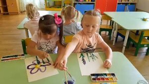 Рисование "Цветы на клумбе"