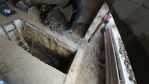 Как сделать(своими руками),смотровая яма(в домашних условиях).5.ГАРАЖ8.
