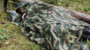 Специальная плащ палатка - СПП. Как использовать плащ палатку специальную. Выживание и бушкрафт.