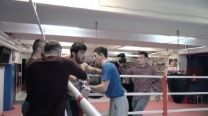 Дерзкий Чоршанбе против Бойца из Морга КРУТОЙ БОЙ / True Gym Fights