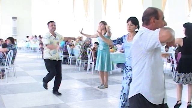 свадьба в Ахтах 2010год ??? смотреть онлайн