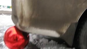 Шарик на выхлопной трубе