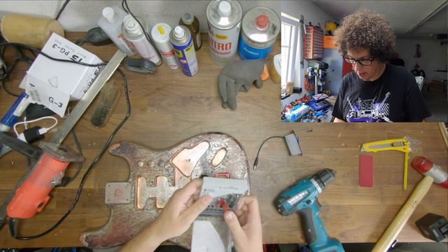 DON'T do this to your Guitar! - Fender Road Worn Stratocaster gets a fuzz pedal implant смотреть онлайн