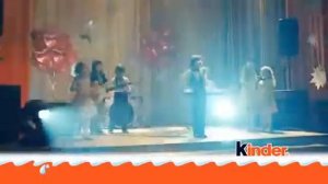 Реклама Kinder поздравляет всех мам с 8 марта! Королева красоты