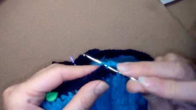 ШАПКА-КЕПИ С КОЗЫРЬКОМ .А CAP WITH VISOR смотреть онлайн