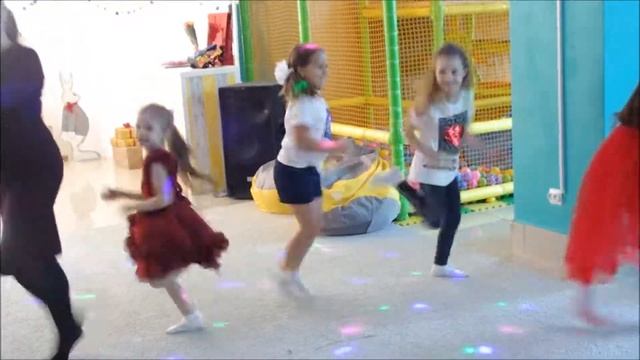 Арине 8 лет в Бюро Чудес смотреть онлайн