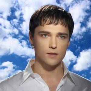 Вечерний эфир, пою песни в память о Юре.