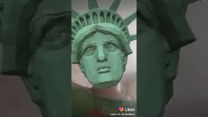 Ожившая статуя свободы