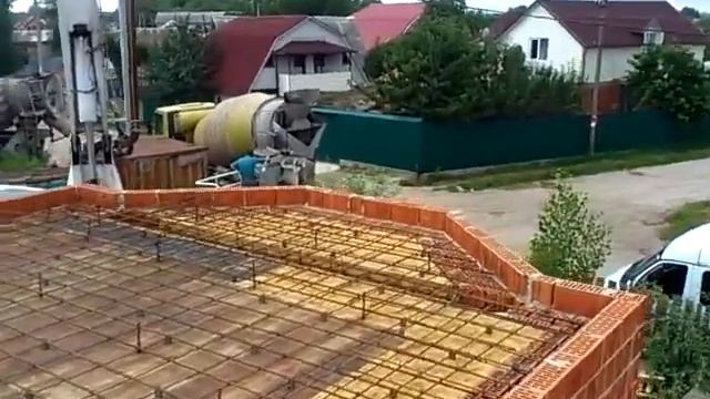 Заливка монолітної плити смотреть онлайн