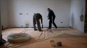 Монтаж водяного тёплого пола ( весь пирог ).