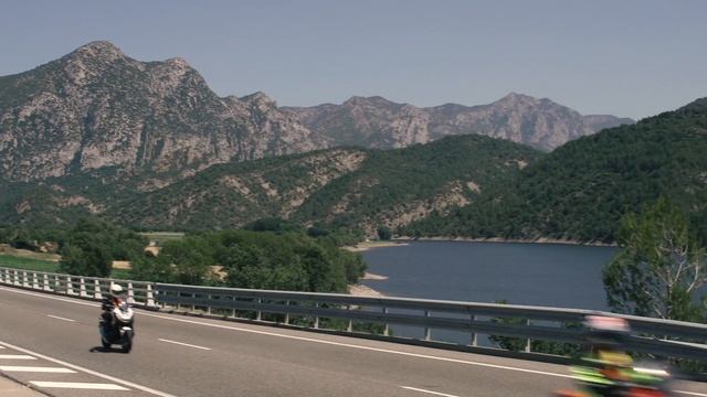 Rider500: La ruta sobre la Honda X-ADV смотреть онлайн