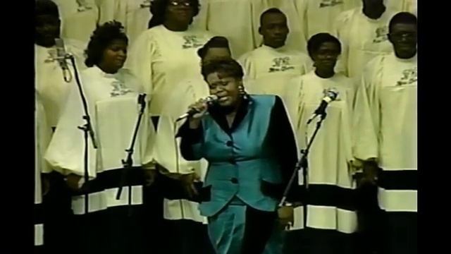 Wilmington Chester Mass Choir - Stand Still (Until His Will Is Clear) смотреть онлайн