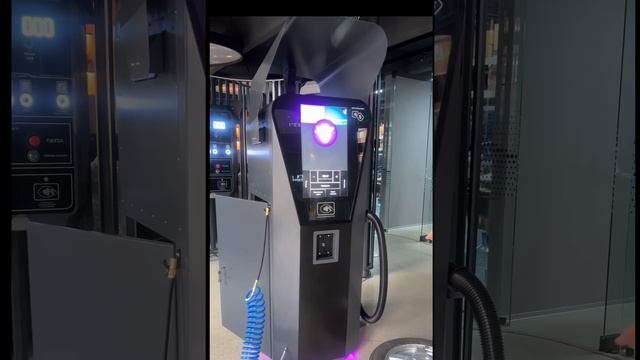 Пылесос серии «Fury» с функцией автоматическая подкачка колес. смотреть онлайн