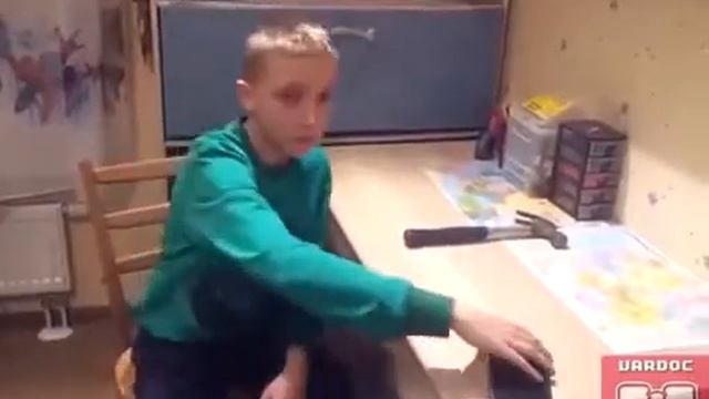 Тест чехла для телефона  Нет ума считай калека