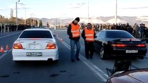 Toyota Chaser  JZX 100   Tourer V против Toyota Mark II  JZX 90  Tourer V