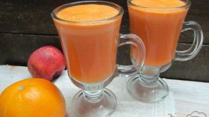 Фреш из моркови яблок и апельсина