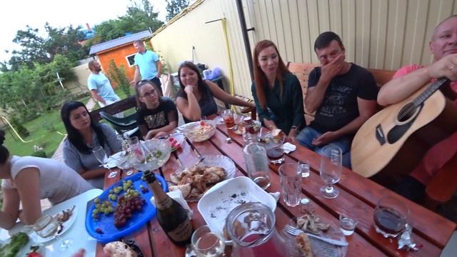 Большой День Рождения Алены и Влада. Спасибо, друзья!! Нас много и мы всех вас очень любим! смотреть онлайн