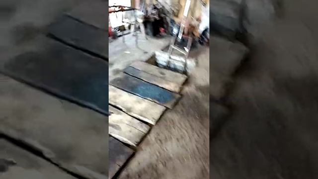 Давит масло через щуп на юмз, устранил проблему. смотреть онлайн