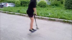 КАК СДЕЛАТЬ 360 НА САМОКАТЕ ОБУЧАЛКА | КАК СДЕЛАТЬ ТРËХУ НА САМОКАТЕ ОБУЧАЛКА