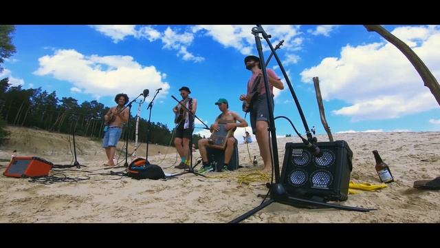 Rocket Dogs - Groovy (Live Grunewald Forest) смотреть онлайн