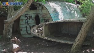 В Краснодаре разваливается бывший детский самолёт-кинотеатр
