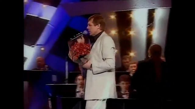 Александр Новиков -- "Помнишь , девочка?" смотреть онлайн