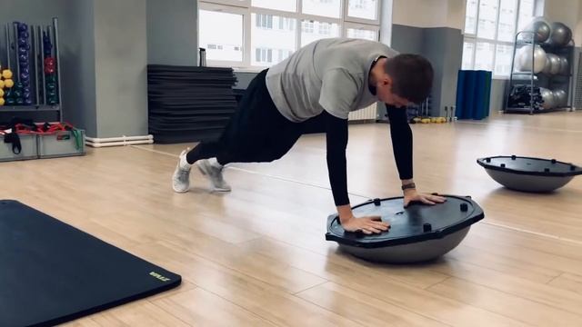 Тренировка футболиста ФК КАМАЗ смотреть онлайн