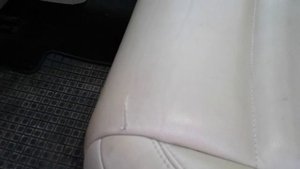 БЕЛЫЙ КОЖАНЫЙ САЛОН? НЕТ, СПАСИБО...