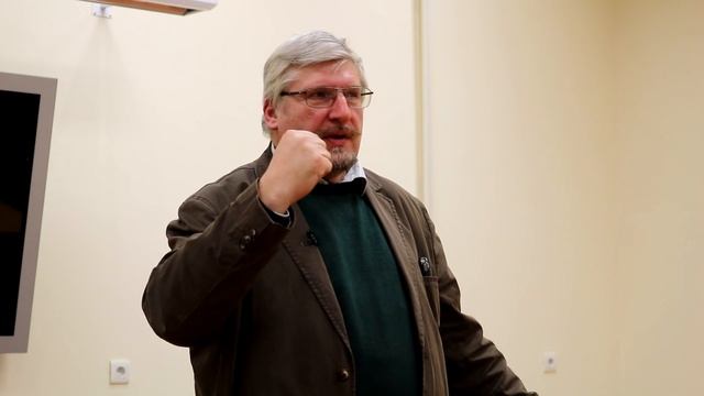 С.В. Савельев с докладом 