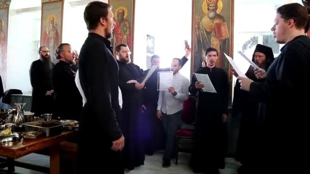 Достойно есть. Поет братия и паломники Русского Свято-Пантелеимонова монастыря на Афоне