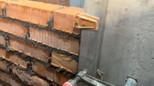 Приспособление для кладки кирпича/ сезон 2023 года открыт