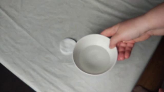 Самый дешёвый и быстрый способ отмыть руки от молодой картошки и грибов.