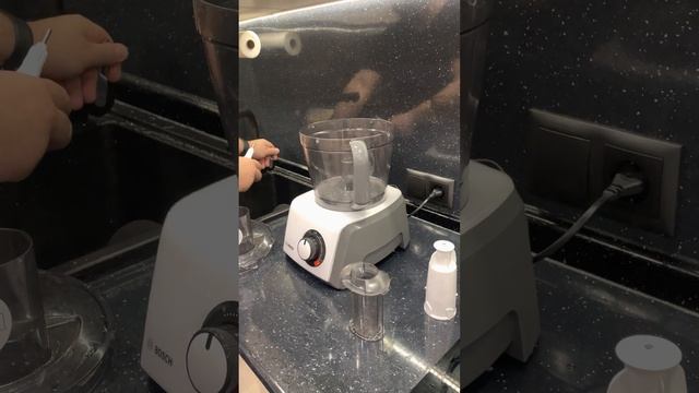 Комбайн Bosch смотреть онлайн