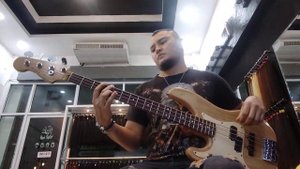 Deep Purple : Smok On The Water bass cover Fender precision bass plus   1989 U.S.A