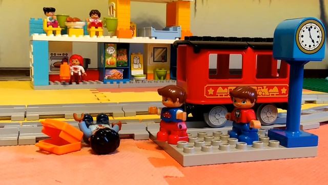 Изучаем ПДД с ребенком | Игры с Lego Duplo